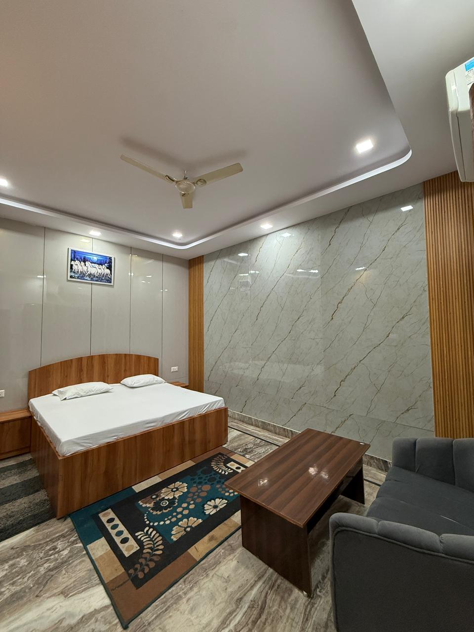 Raj Garden room interior